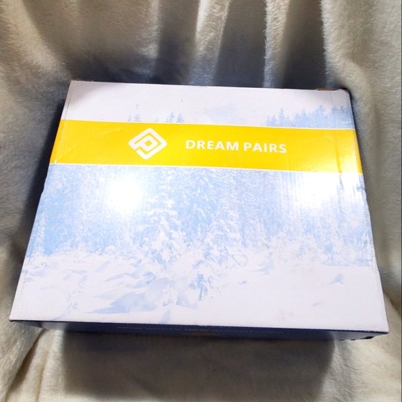 NEW DREAM PAIRS MID-CALF Winter Boots - Picture 16 of 16